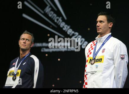 Croatia's Duje Draganja, right, the gold medalist, and Britain's