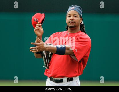 Boston Red Sox outfielder Manny Ramirez, left, and Detroit Tigers first  baseman Miguel Cabrera talk before a baseball game in Detroit, Tuesday, May  6, 2008. (AP Photo/Paul Sancya Stock Photo - Alamy