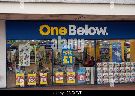 Slough, Berkshire, UK. 17th February, 2023. A One Below shop in Slough. Following a two month fall in  retail sales, it has been reported today that retail sales rose in January 2023, however, there was an overall fall in retail sales volumes fo 5.7% in the three months up to last month. Slough High Street was quiet today as many householders are struggling to deal with the cost of living crisis and particularly, the high cost of gas and electricity. Credit: Maureen McLean/Alamy Live News Stock Photo