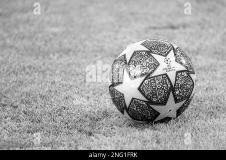 champions league ball black