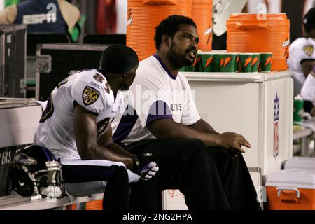 NFC Tampa Bay Buccaneers Derrick Brooks (55) comes down on AFC Baltimore  Ravens tackle Jonathan Ogden (75) during a play in the third quarter of the  NFL football Pro Bowl at Aloha