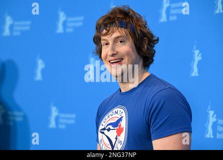 Berlin, Germany. 17th Feb, 2023. Director Matt Johnson arrives for the photocall of the film 'BlackBerry'. The Berlinale is one of the major film festivals and runs until February 26, 2023. Credit: Jens Kalaene/dpa/Alamy Live News Stock Photo