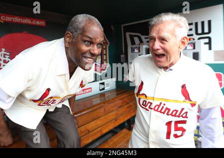 Cooperstown, United States. 19th May, 2018. National Baseball Hall of Fame member Tim McCarver, shown in this May 19, 2018 file photo in St. Louis with former battery mate Bob Gibson, has died in Memphis at the age of 81 on Thursday, February 16, 2023. McCarver was a member of the broadcast wing of the Hall of Fame. File Photo by Bill Greenblatt/UPI Credit: UPI/Alamy Live News Stock Photo