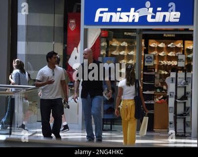 Cherry creek shoe store stores