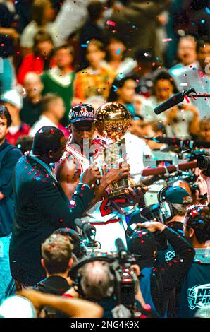 Chicago Bulls Michael Jordan holds the 1991 NBA Finals MVP trophy ...