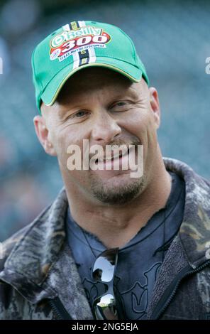 Stone Cold Steve Austin former professional wrestler out and about in West  Hollywood Los Angeles, California - 26.08.08 Stock Photo - Alamy