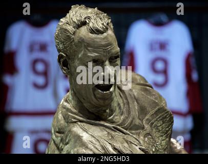 Gordie Howe sculpture inside Joe Louis Arena in Detroit, Michigan Stock  Photo - Alamy