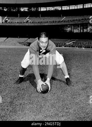 New York Giants' Mel Hein is seen in 1939. (AP Photo Stock Photo - Alamy