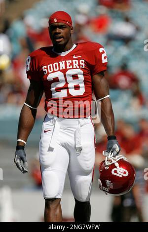 Adrian Peterson (Oklahoma, RB)  2007 NFL Combine Highlights 