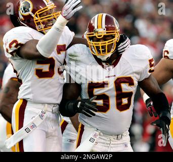 The Washington Redskins LaVar Arrington (56) comes in to make the tackle on  Kevan Barlow (32) of the San Francisco 49ers in the third quarter on  October 23, 2005 in a game