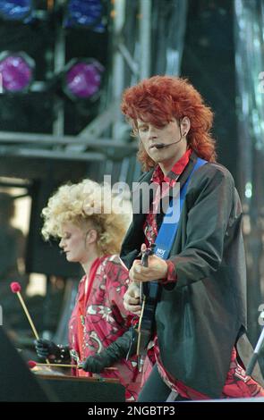 Thompson Twins (l-r): Alannah Currie, Joe Leeway, Tom Bailey on 01.03.1984.