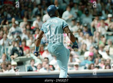 Bo Jackson // Kansas City Royals // Breaking the Bat // 