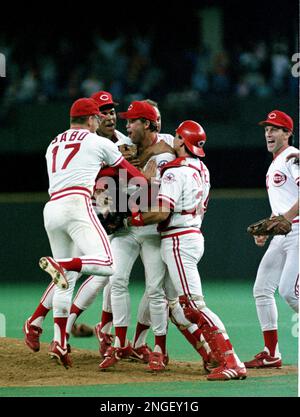 Cincinnati Reds Chris Sabo (8) in action during a game from his