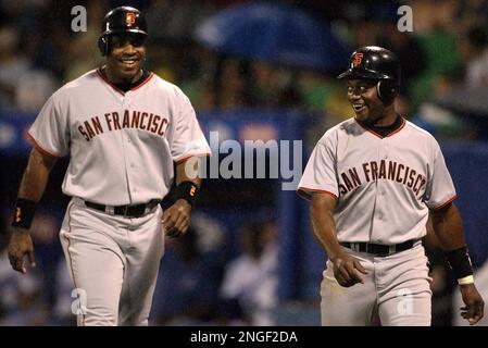 San Francisco Giants' Marquis Grissom, right, and teammate ...