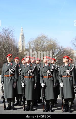 Vienna, Austria. 16th Feb, 2023. Arrival of Prime Minister Pedro Sánchez. Reception with military honors at Ballhausplatz Stock Photo