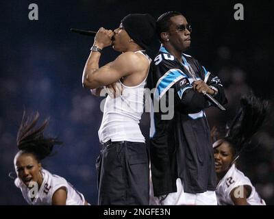 Nelly, left, and P. Diddy, right, perform during halftime of Super Bowl  XXXVIII, Sunday, Feb. 1, 2004, in Houston. (AP Photo/Amy Sancetta Stock  Photo - Alamy