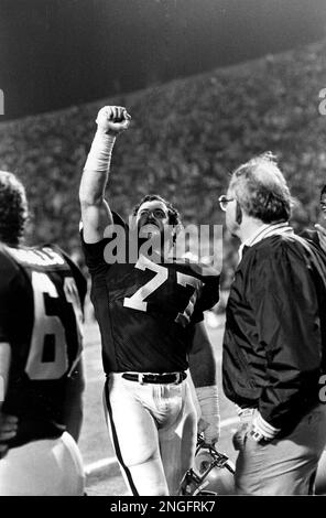 Los Angeles Raiders Lyle Alzado gives a fist of Victory after the Raiders  beat the Pittsburgh Steelers in playoff game in Los Angeles on Sunday, Jan.  2, 1984, 38-10. The victory advanced