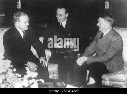 Molotov and Hitler / Berlin / 1940 Stock Photo - Alamy