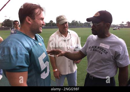 1972: Eugene Mercury Morris of the Miami Dolphins. (Sportswire via AP  Images Stock Photo - Alamy