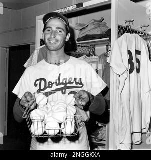 NY Yankee Elston Howard and LA Dodger Sandy Koufax were the MLB 1963 MVP  award winners. They both wore the number 32 Stock Photo - Alamy