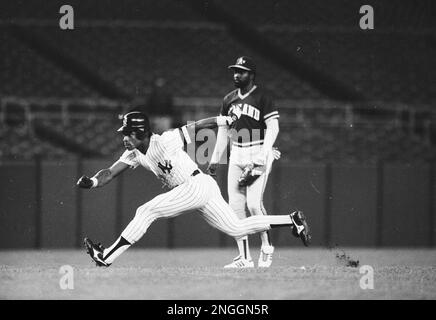 Rickey Henderson Oakland editorial photo. Image of competition