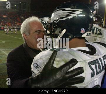 19 Jan 2002: Duce Staley of the Philadelphia Eagles during the Eagles 33-19  victory over the Chicago Bears in an NFC Divisional Playoff game at Soldier  Field in Chicago, Illinois. (Icon Sportswire