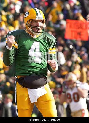 Jan 13, 2002; Green Bay, WI, USA; 49ers Jeff Garcia goes back to