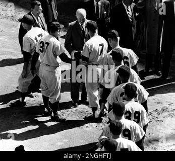 New York Yankee outfielder Mickey Mantle circa 1967. (Tony Tomsic via AP  Stock Photo - Alamy