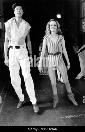 Tap dancer choreographer Tommy Tune and actress-singer Twiggy pose ...