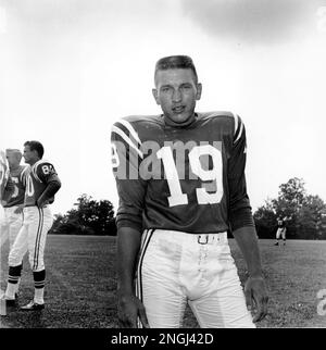 Johnny Unitas (19) of the Baltimore Colts is seen throwing a pass for a  gain in the first quarter against the Dallas Cowboys in their exhibition  game in Dallas on Sept. 14