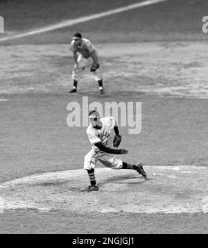 Bob Feller, Cleveland Pitcher on August 10, 1948. (AP Photo Stock Photo -  Alamy