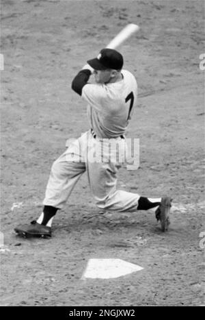 Mickey mantle baseball hi-res stock photography and images - Alamy