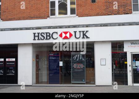 Slough, Berkshire, UK. 17th February, 2023. An HSBC UK bank branch in Slough High Street. Following the recent bank of England increase in interest rates to 4% the predictions are that inflation may have peaked. Credit: Maureen McLean/Alamy Stock Photo