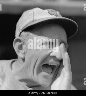 A 1938 photo of Casey Stengel, manager of the Boston Bees baseball team,  shouting. (AP Photo Stock Photo - Alamy