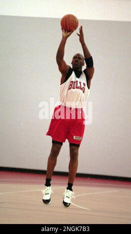 michael jordan bulls practice