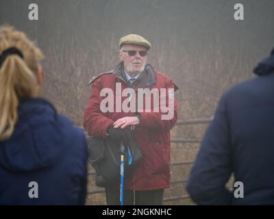 Local historian Mr. Alf Jenkins MBE, at the age of 86, giving a talk about the quarrying and mining heritage of Shropshire's Titterstone Clee Hill. Stock Photo