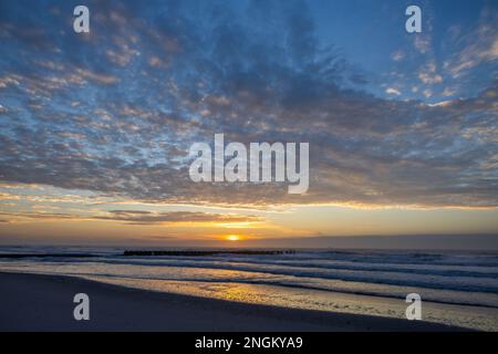 Sunrise over the Atlantic Ocean, Atlantic City, New Jersey Stock Photo