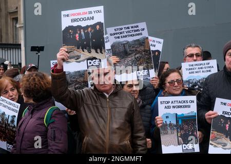 Trafalgar Square, London, UK. 18th Feb 2023. Protesters against the collapse of buildings in the earthquake in Turkey and Syria. Credit: Matthew Chattle/Alamy Live News Stock Photo