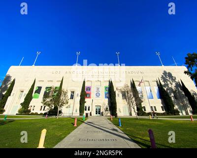 The Los Angeles Swimming Stadium, LA84 Foundation/John C. Argue Swim ...