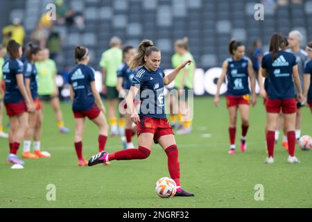 Sydney, Australia. 19th Feb, 2023. Team Spain warms up prior to the Cup of Nations match between the Australia Matildas and Spain at Commbank Stadium on February 19, 2023 in Sydney, Australia. (Photo : Izhar Khan) IMAGE RESTRICTED TO EDITORIAL USE - STRICTLY NO COMMERCIAL USE Credit: Izhar Ahmed Khan/Alamy Live News/Alamy Live News Stock Photo