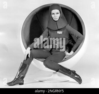 CATHERINE SCHELL in MOON ZERO TWO (1969), directed by ROY WARD BAKER. Credit: HAMMER/WARNER BROTHERS / Album Stock Photo