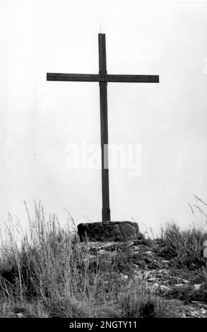 The large cross at the top of Mount Gemi near Amedzofe in Volta Region, Ghana c.1958 Stock Photo