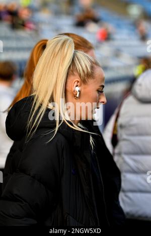 CBS Arena, Coventry, UK. 19th Feb, 2023. Arnold Clark Cup Football, England versus Italy; Chloe Kelly of England arrives at the ground Credit: Action Plus Sports/Alamy Live News Stock Photo