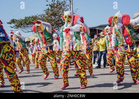 Barranquilla, Colombia. 18th Feb, 2023. Colombians parade and dance during the 'Batalla de las Flores' parade in Barranquilla, Colombia during the Carnival of Barranquilla on february 18, 2023. Photo by: Roxana Charris/Long Visual Press Credit: Long Visual Press/Alamy Live News Stock Photo