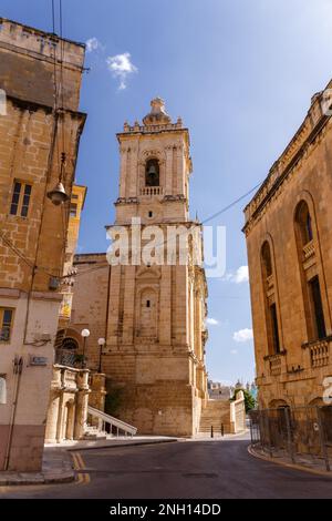 Church in the streets of Birgu, Malta, in 2017. Stock Photo