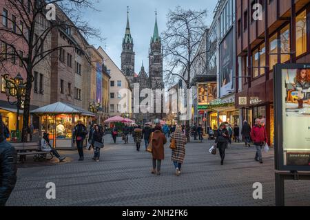 Karolinenstrasse street with St. Lorenz Church  (Lorenzkirche) - Nuremberg, Bavaria, Germany Stock Photo