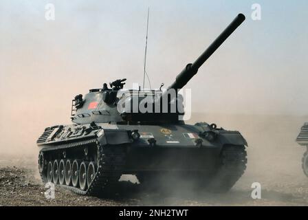 - Italian army, Leopard 1 tank   - esercito italiano, carri armati Leopard 1 Stock Photo