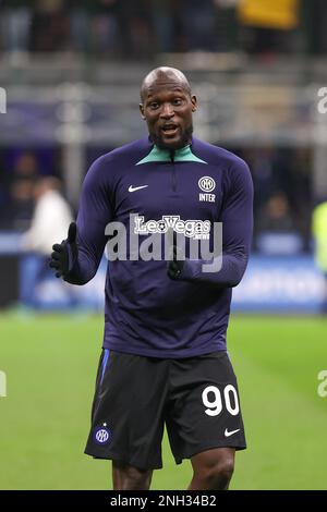 Milan, Italy. 18th Feb, 2023. Italy, Milan, feb 18 2023: Romelu Lukaku (fc Inter striker) talks to teammates during warm up about football match FC INTER vs UDINESE, Serie A 2022-2023 day23 at San Siro stadium (Credit Image: © Fabrizio Andrea Bertani/Pacific Press via ZUMA Press Wire) EDITORIAL USAGE ONLY! Not for Commercial USAGE! Stock Photo