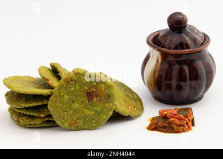 Namkeen Green Palak Masala Mathri Also Called Spinach Matthi, Mathiya, Mathi, Farsi Poori, Farsan, Pharsaṇ Or Mathari Is Famous Tea Time Snacks Consum Stock Photo