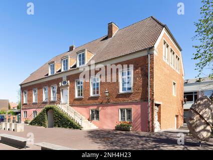 Old prince-bishops castle, later official residence, today with extensions Vreden town hall, Vreden, Muensterland, North Rhine-Westphalia, Germany Stock Photo